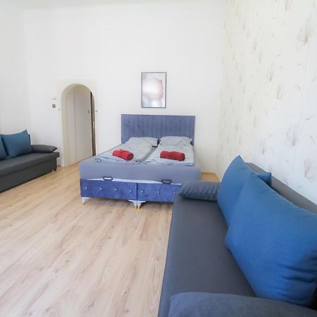Ss Family 3 Bedroom Apartment In Praterstern Area Dw8 Відень Екстер'єр фото