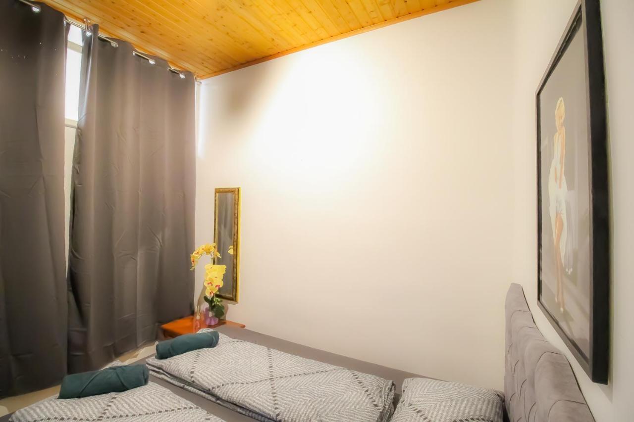 Ss Family 3 Bedroom Apartment In Praterstern Area Dw8 Відень Екстер'єр фото