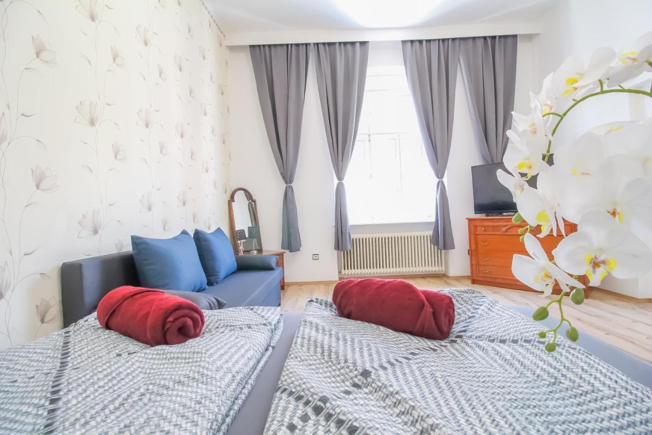 Ss Family 3 Bedroom Apartment In Praterstern Area Dw8 Відень Екстер'єр фото