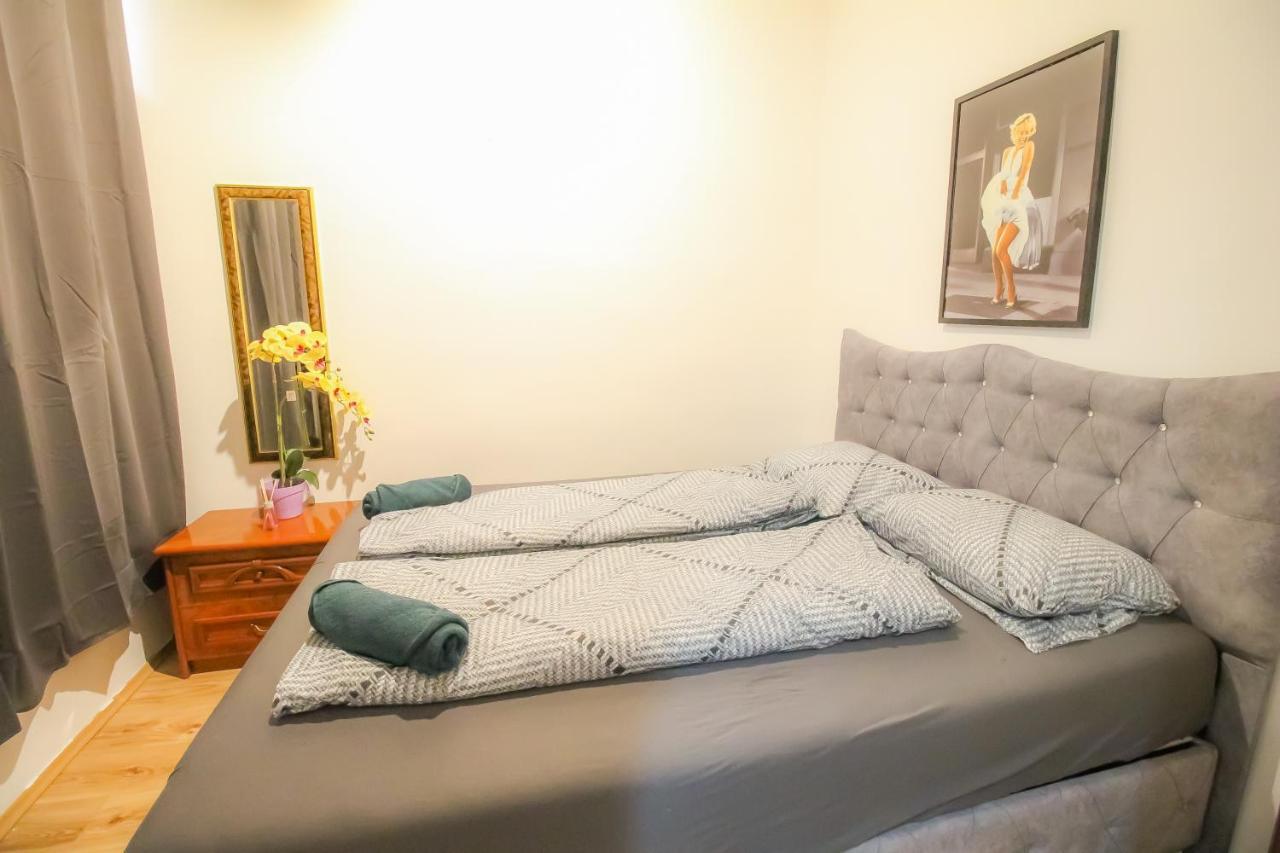 Ss Family 3 Bedroom Apartment In Praterstern Area Dw8 Відень Екстер'єр фото